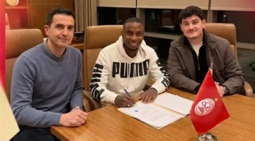 صفقة مغربية.. الاتحاد الليبي يعلن التعاقد مع مهاجم الوداد لتعزيز صفوف فريقه